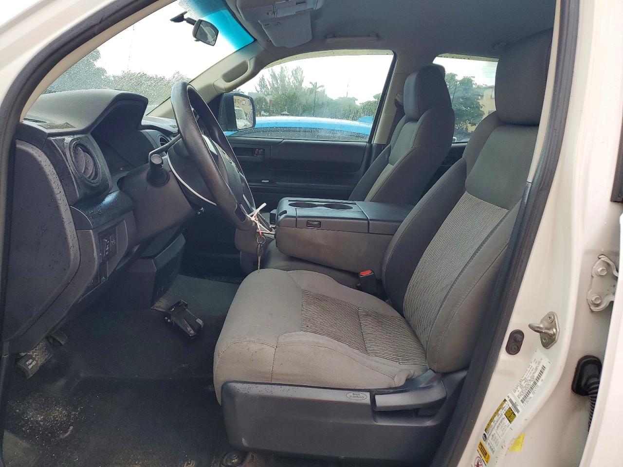 2015 TOYOTA TUNDRA