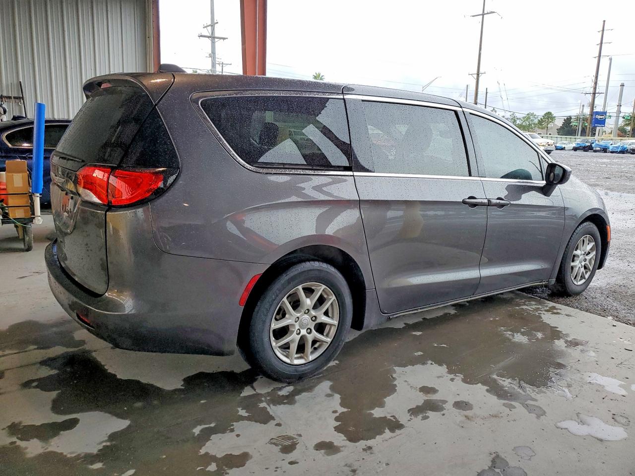 2017 CHRYSLER PACIFICA
