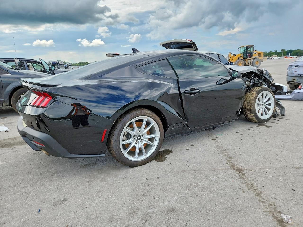 2024 FORD MUSTANG