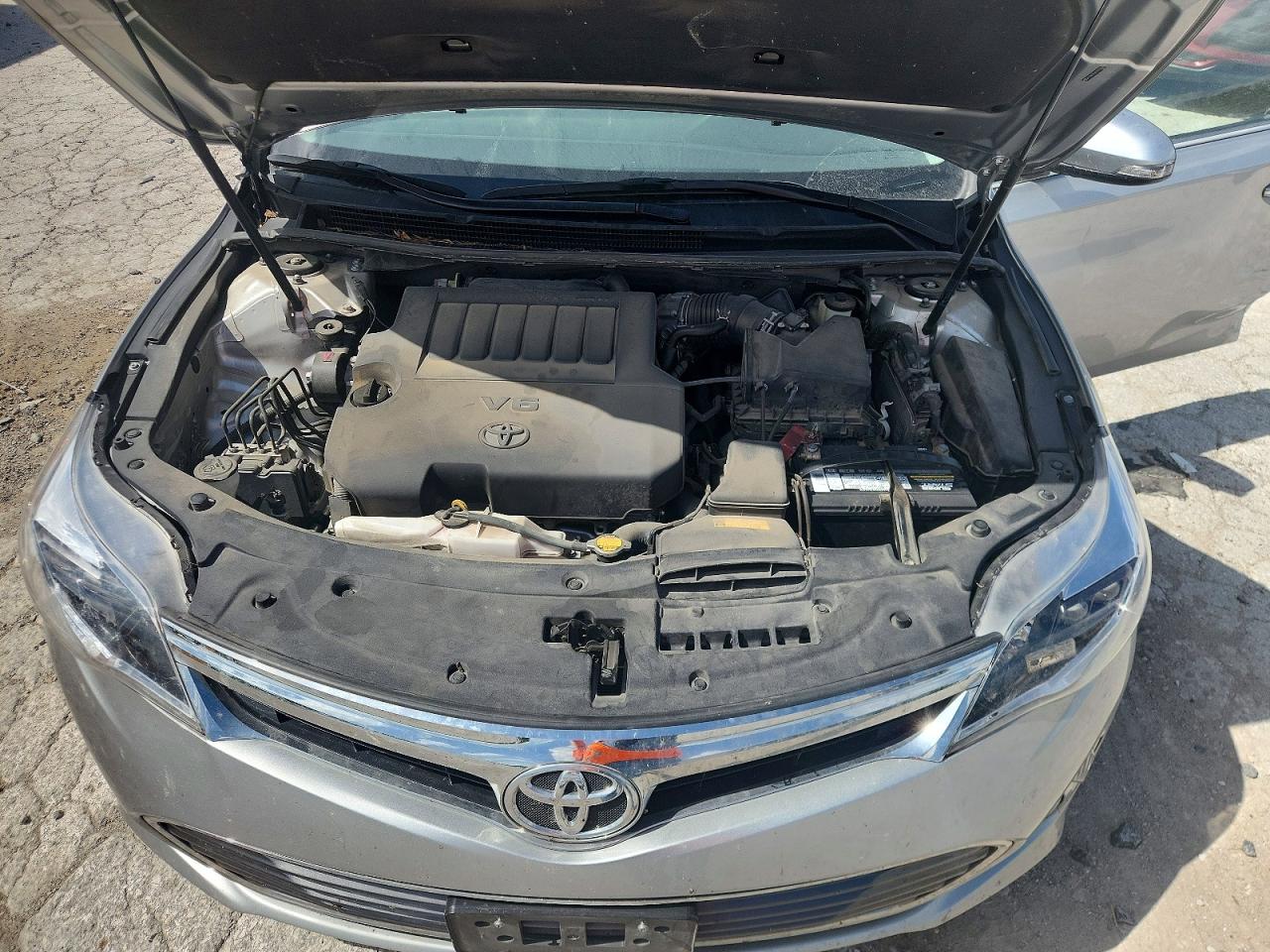 2015 TOYOTA AVALON