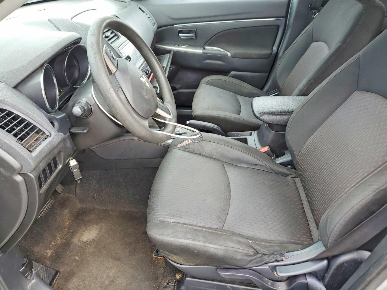 2019 MITSUBISHI OUTLANDER