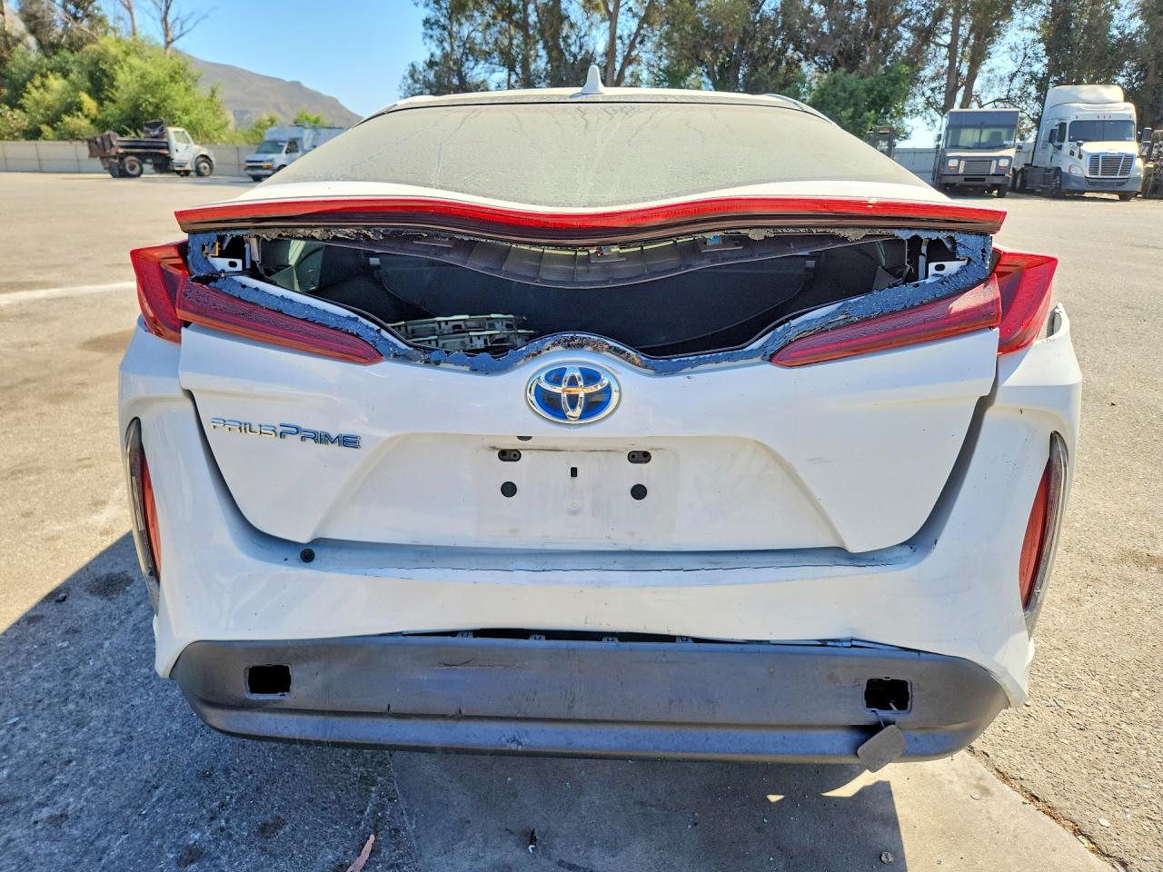 2021 TOYOTA PRIUS