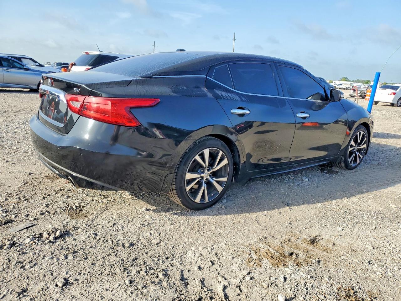 2017 NISSAN MAXIMA