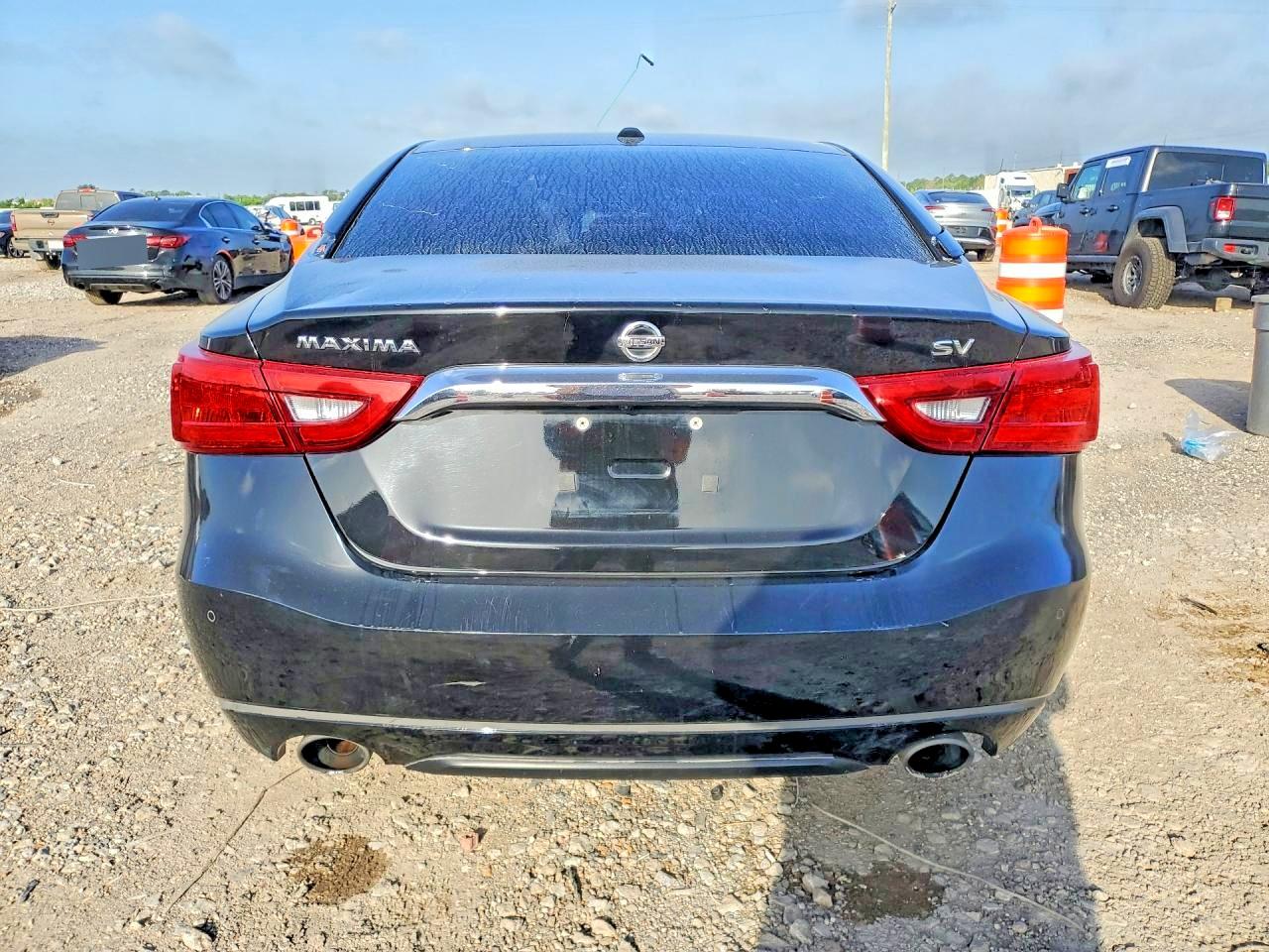 2017 NISSAN MAXIMA