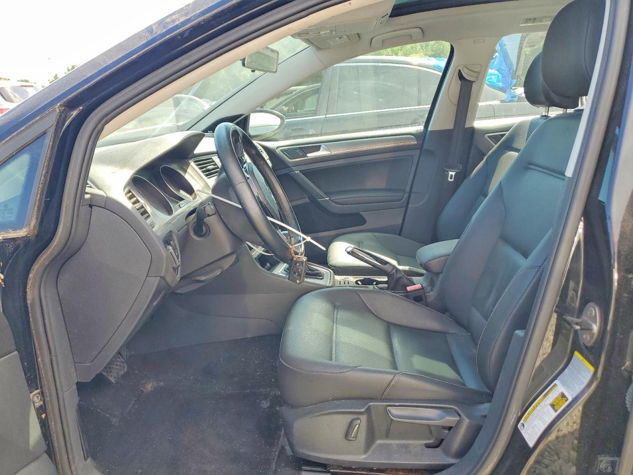 2015 VOLKSWAGEN GOLF