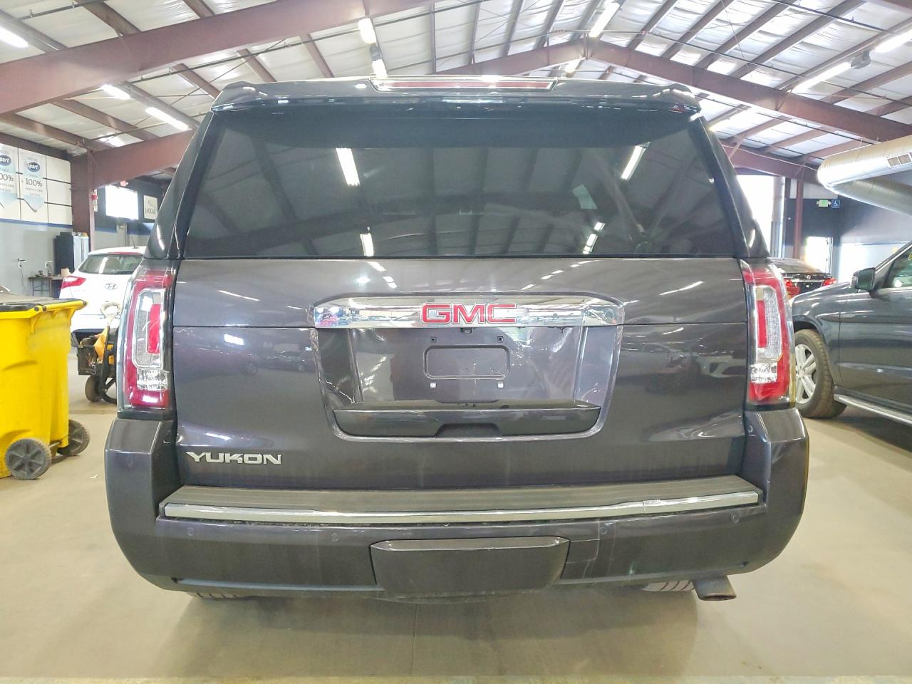 2015 GMC YUKON