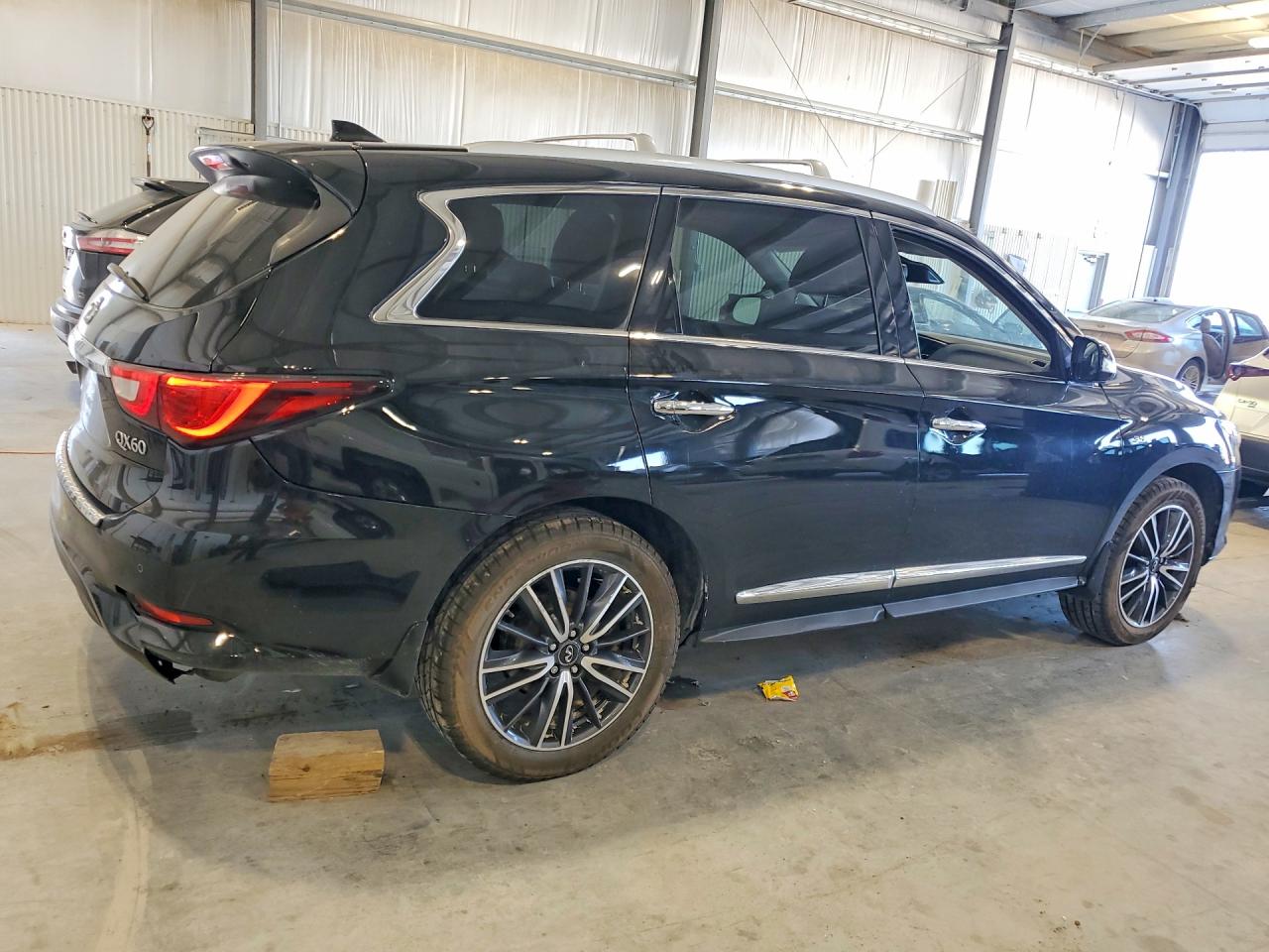 2017 INFINITI QX60