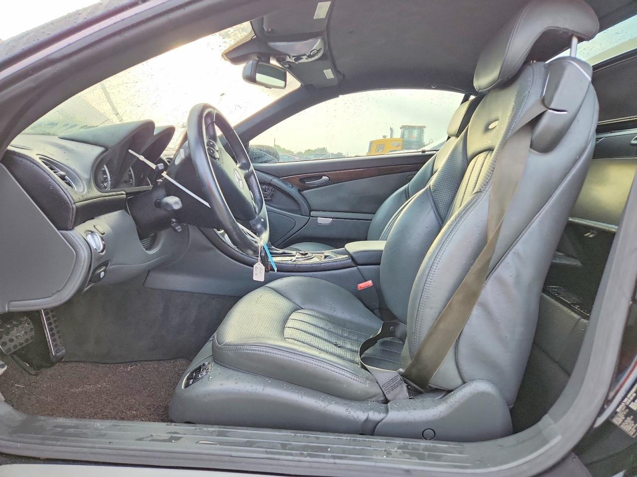 2004 MERCEDES-BENZ SL-CLASS