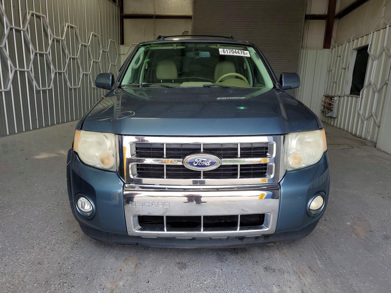 2011 FORD ESCAPE