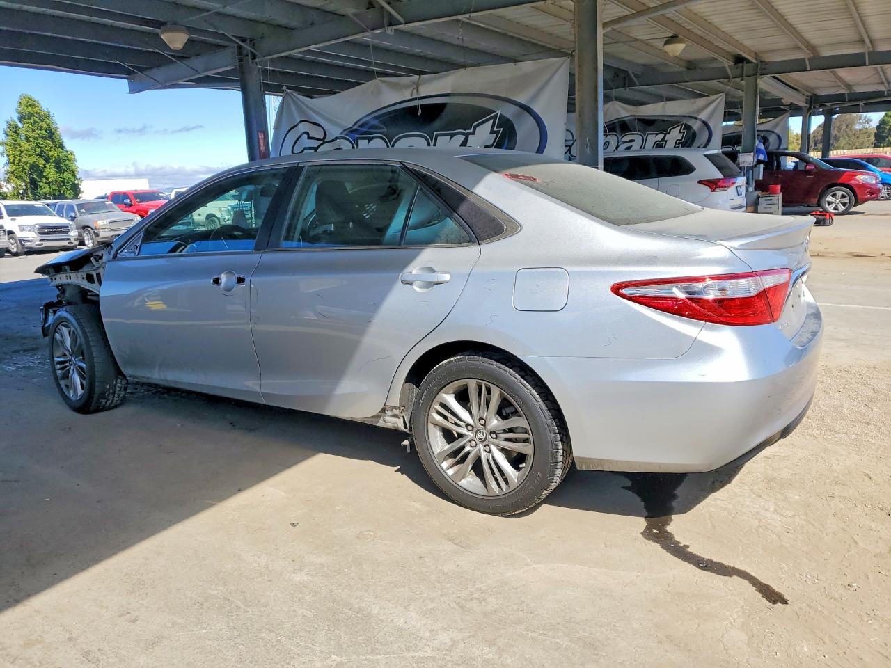 2016 TOYOTA CAMRY