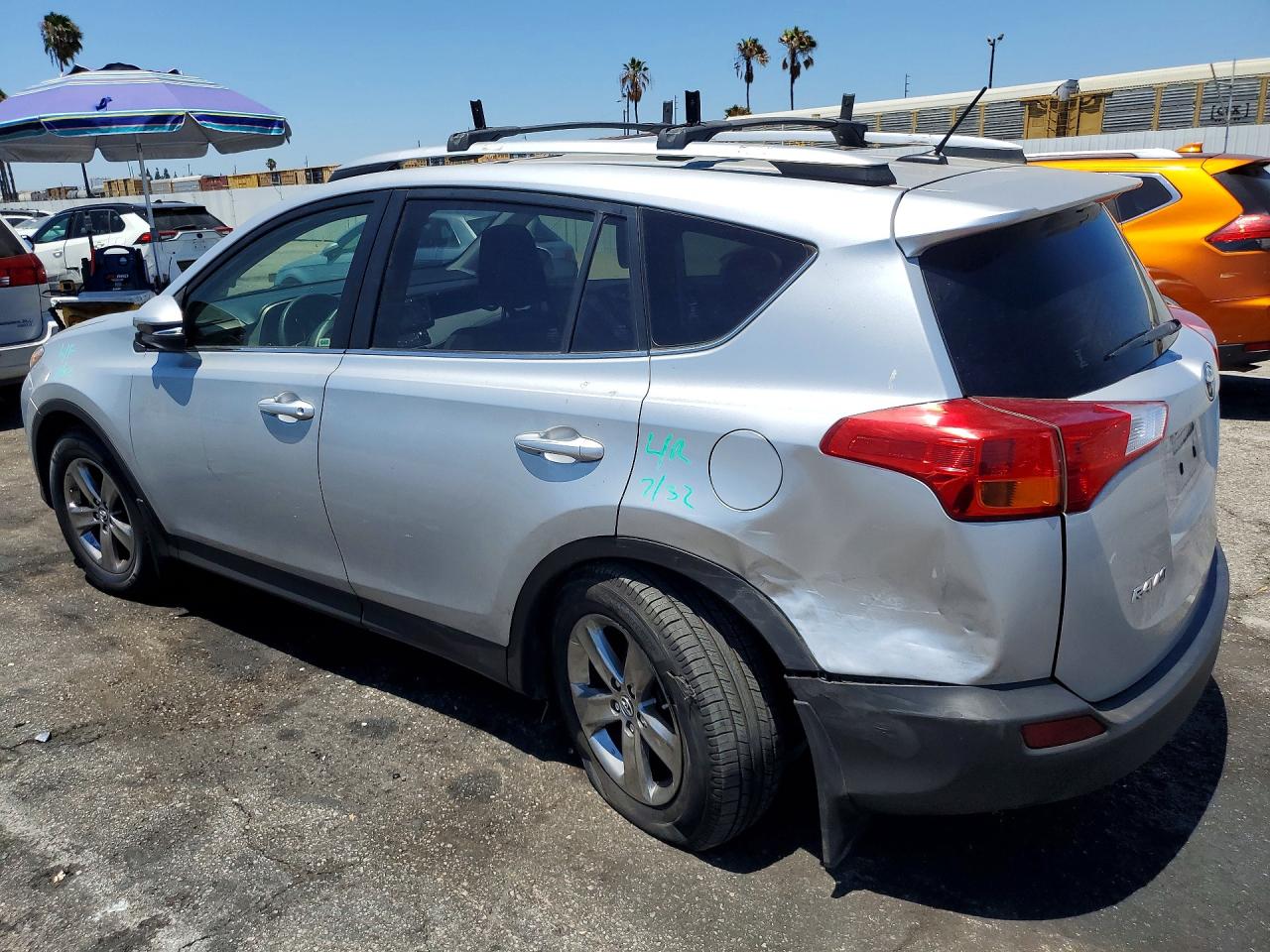 2015 TOYOTA RAV4