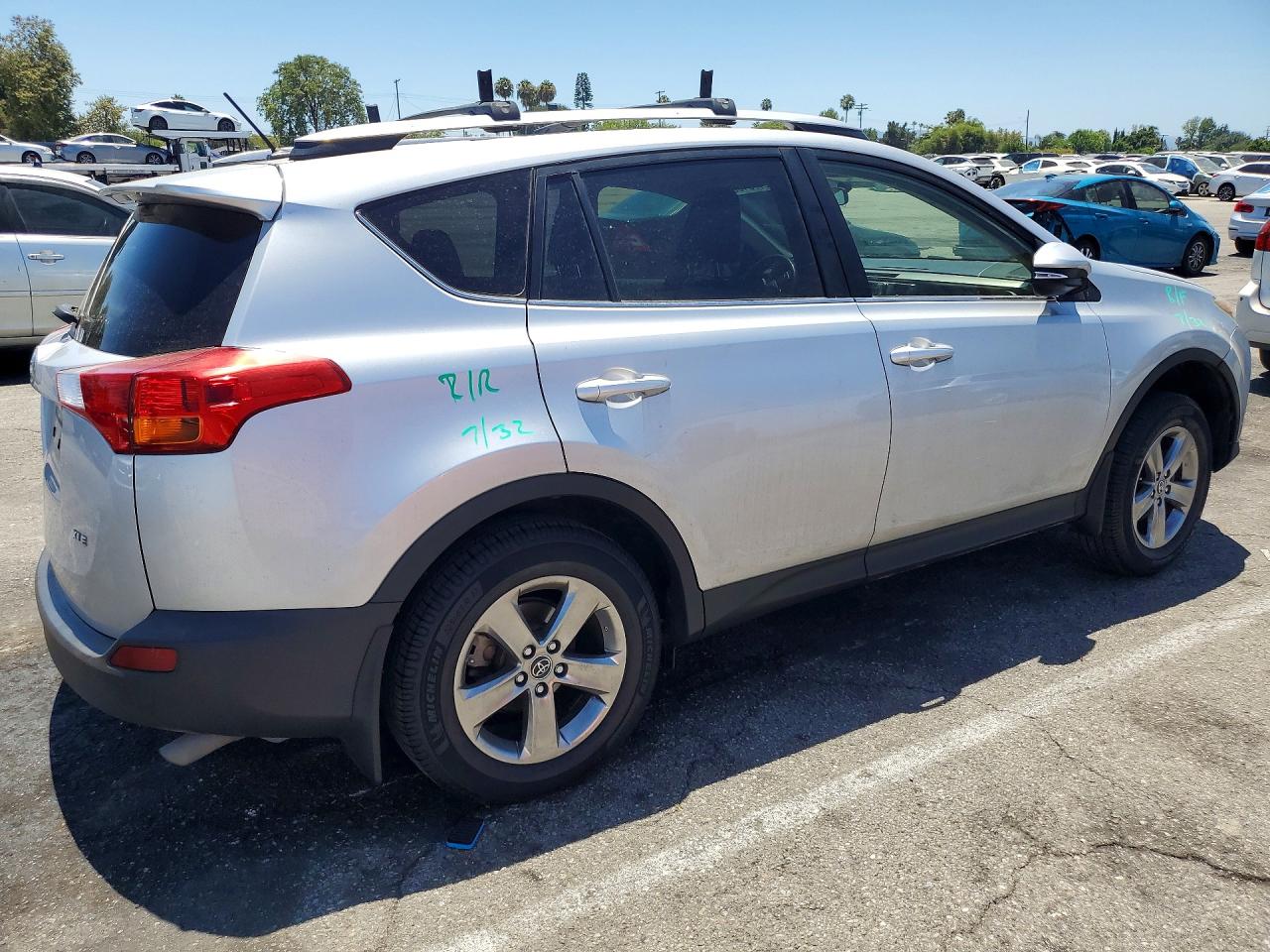 2015 TOYOTA RAV4