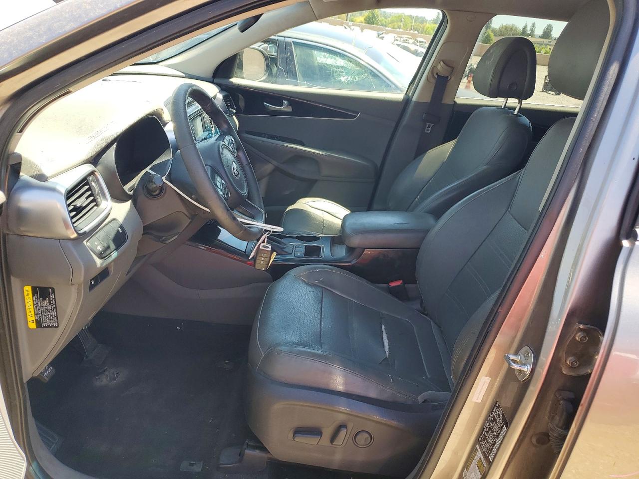 2016 KIA SORENTO