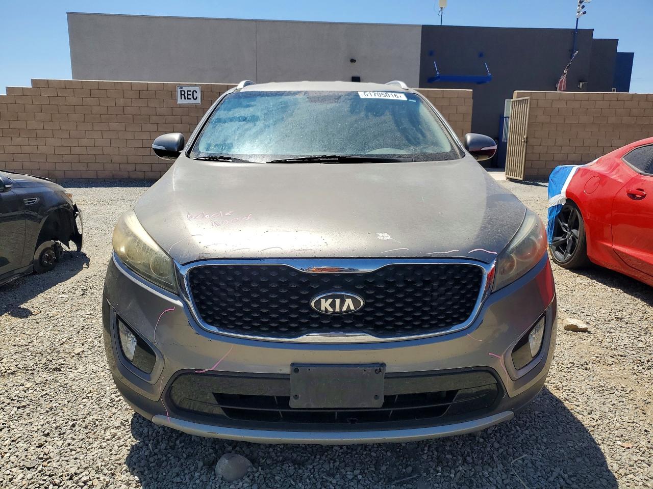2016 KIA SORENTO