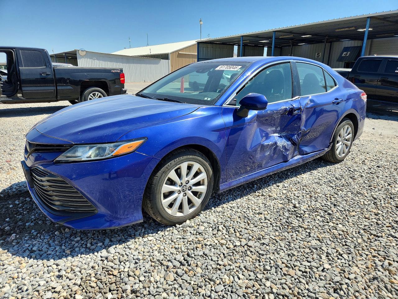 2018 TOYOTA CAMRY