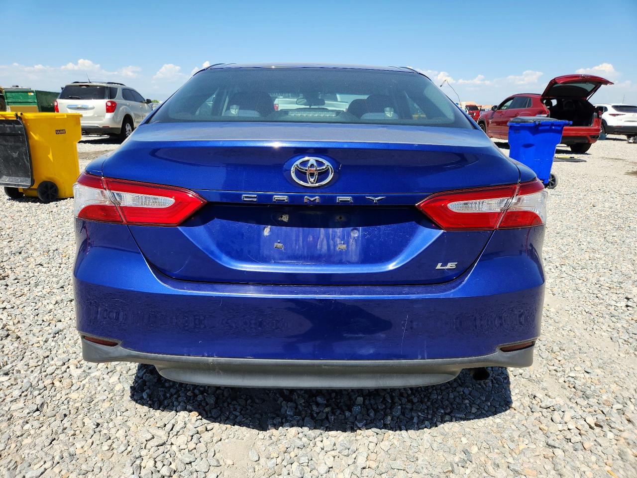 2018 TOYOTA CAMRY