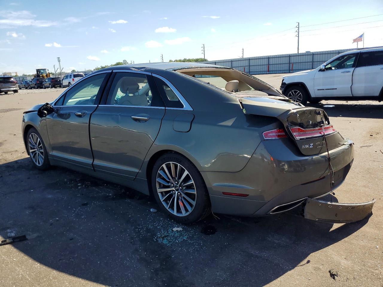 2017 LINCOLN MKZ