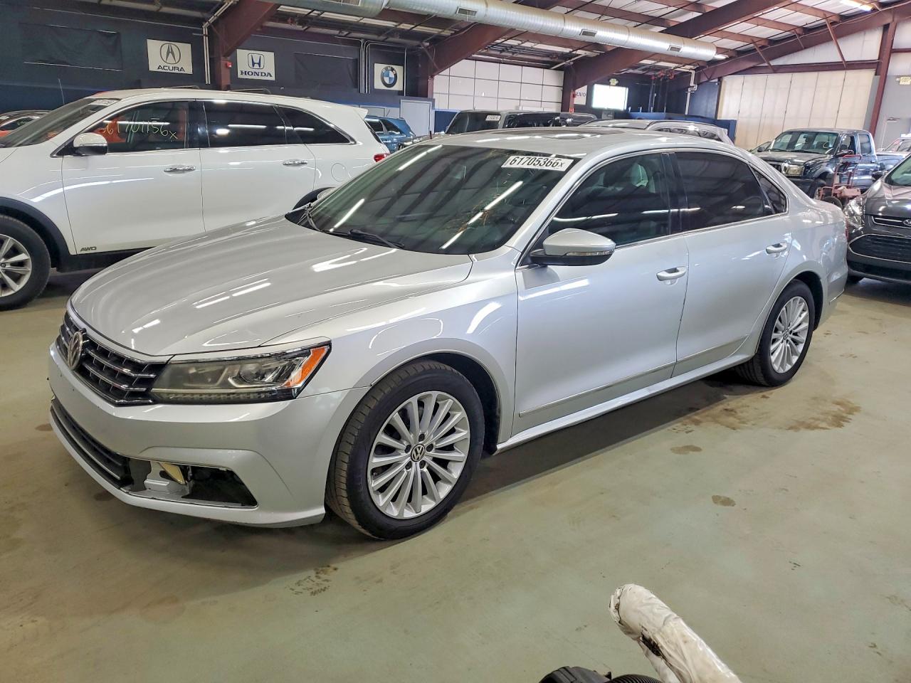 2016 VOLKSWAGEN PASSAT