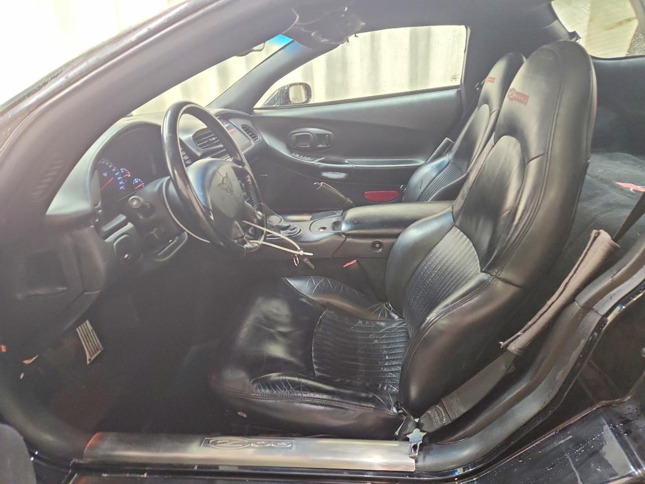2001 CHEVROLET CORVETTE