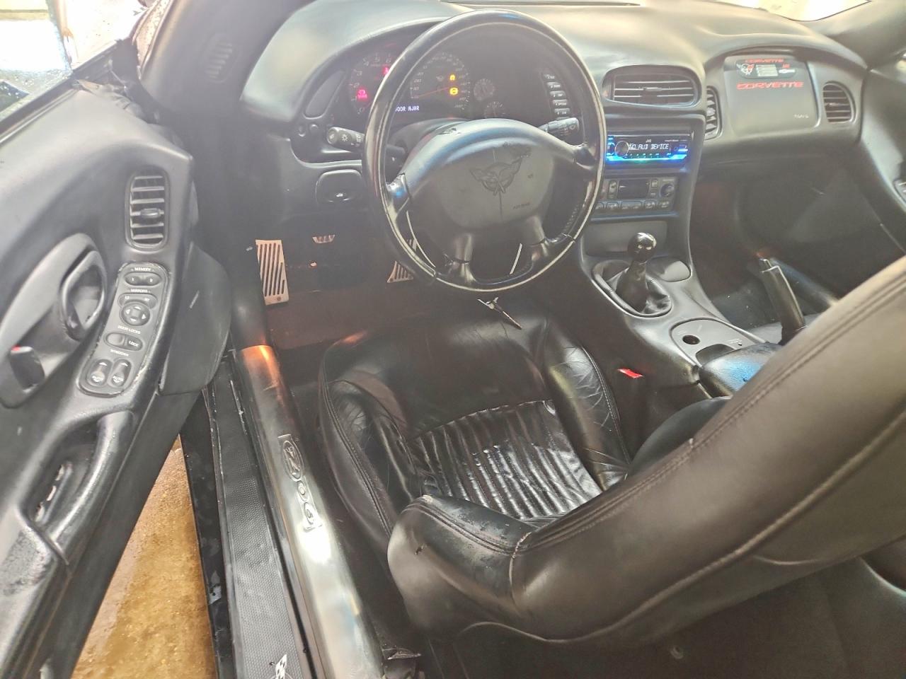 2001 CHEVROLET CORVETTE