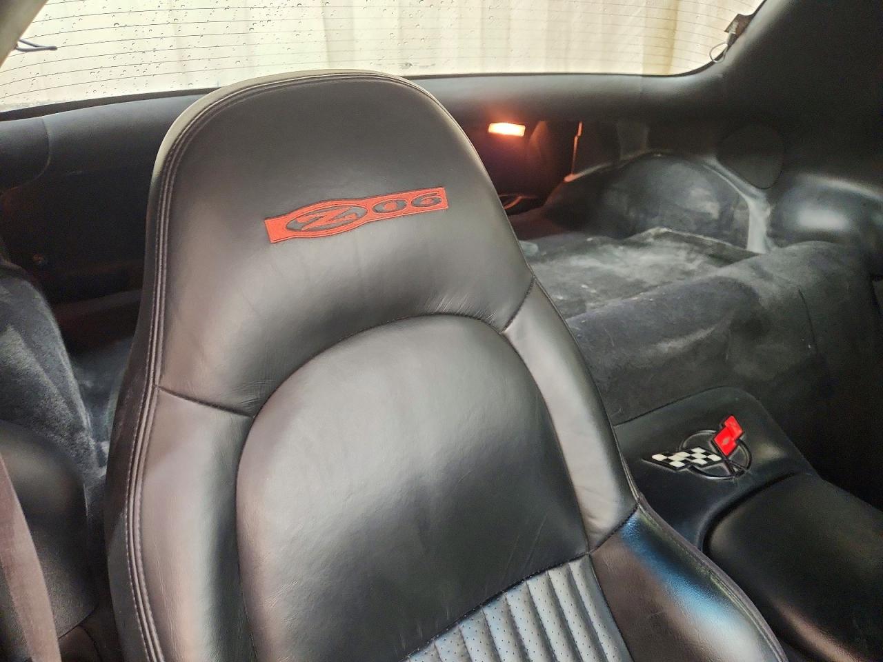 2001 CHEVROLET CORVETTE