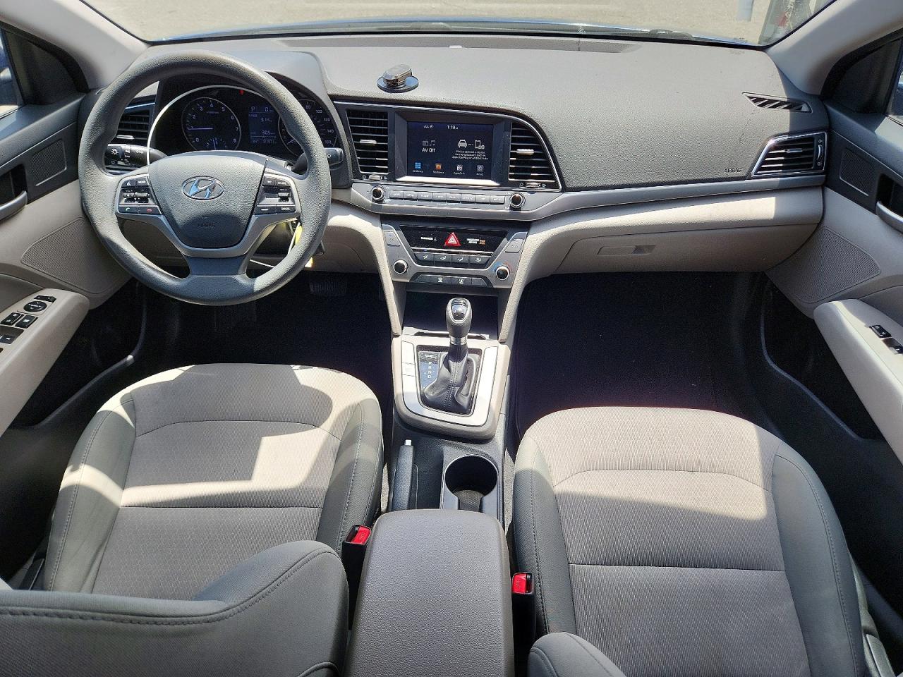 2017 HYUNDAI ELANTRA