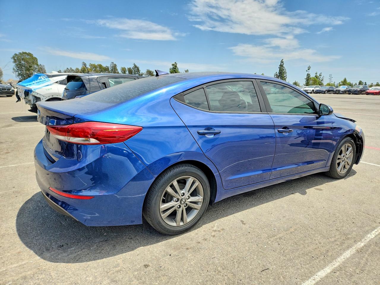 2017 HYUNDAI ELANTRA