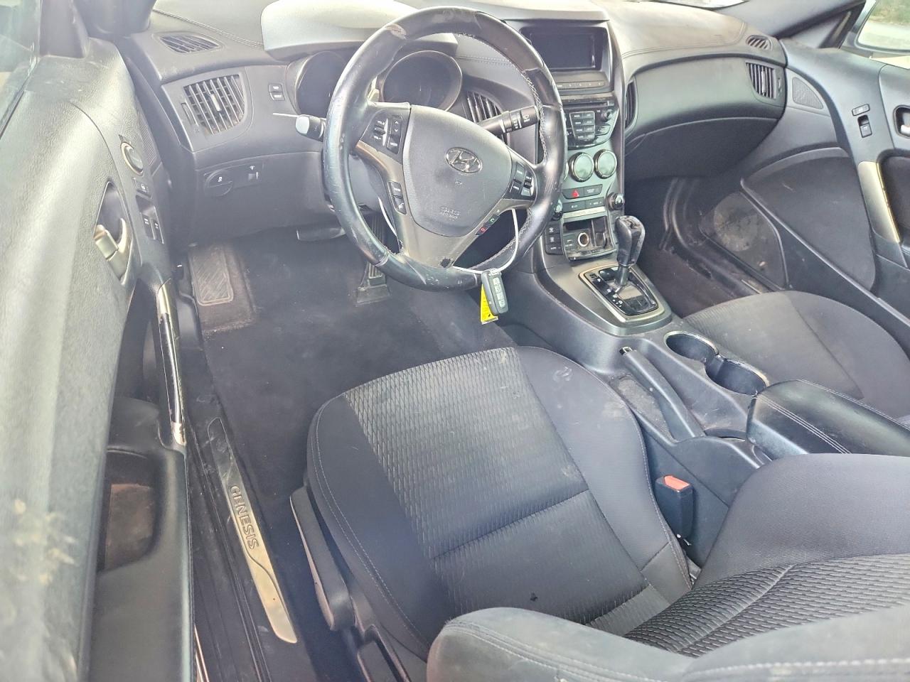 2016 HYUNDAI GENESIS