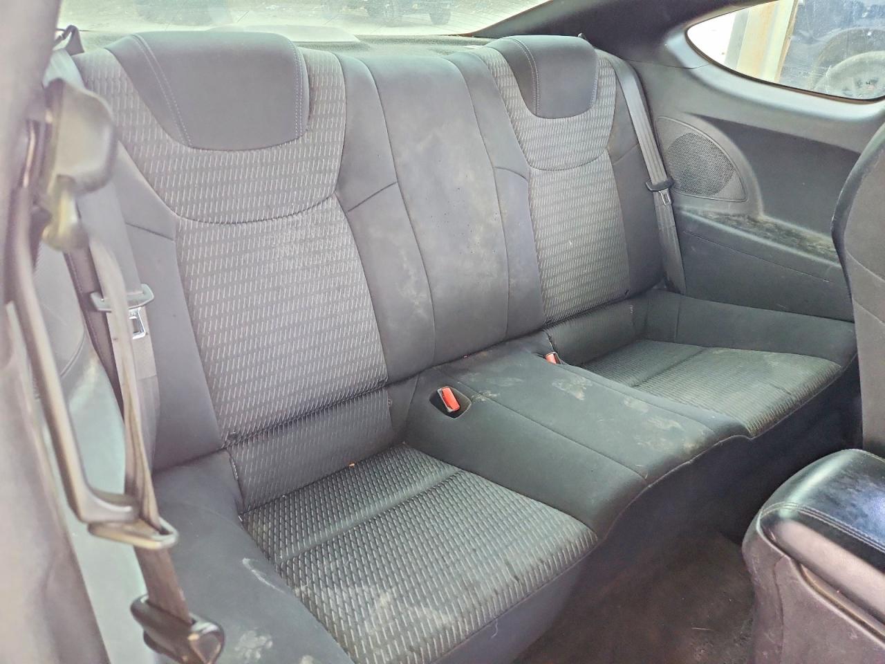 2016 HYUNDAI GENESIS