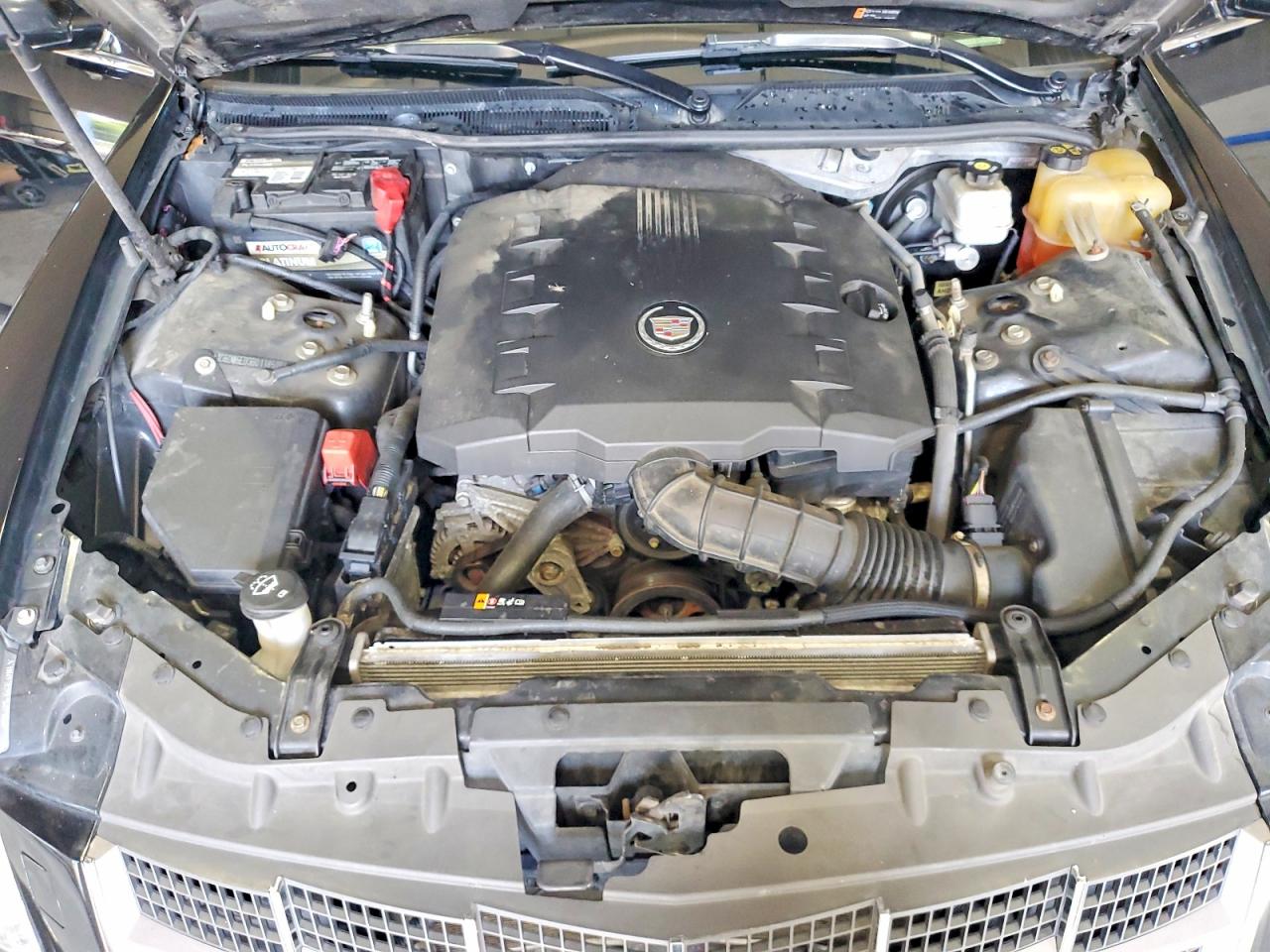 2011 CADILLAC STS
