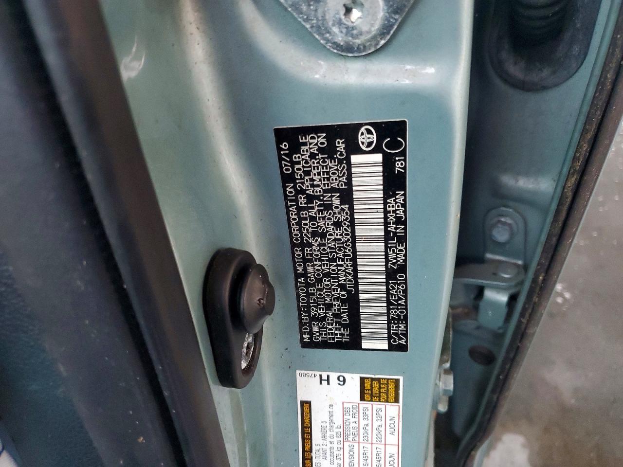 2016 TOYOTA PRIUS