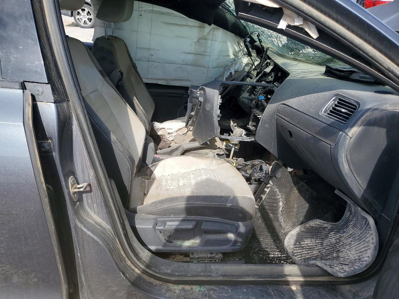 2016 VOLKSWAGEN JETTA