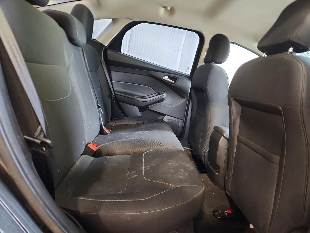 2016 FORD FOCUS