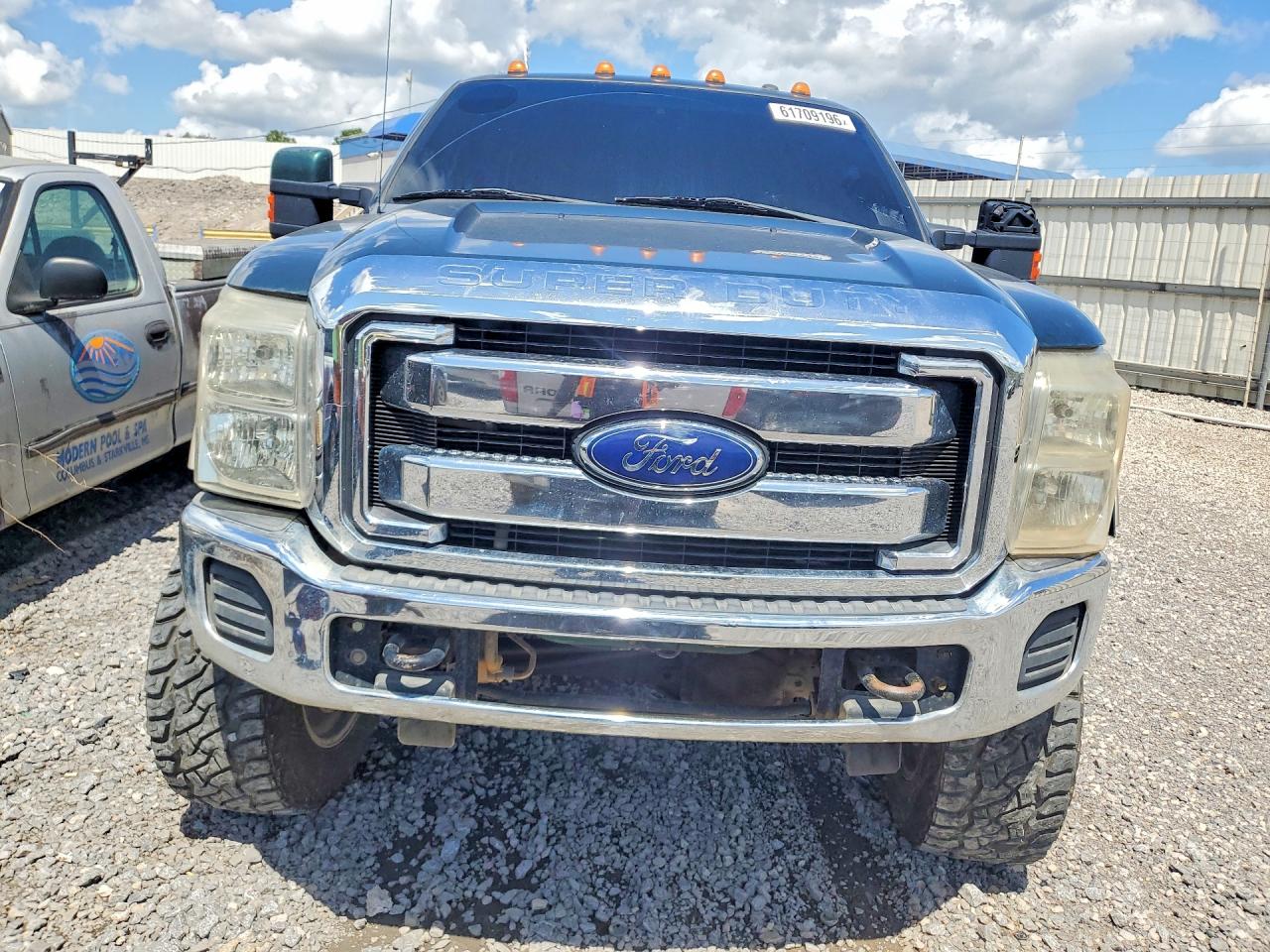 2011 FORD F350