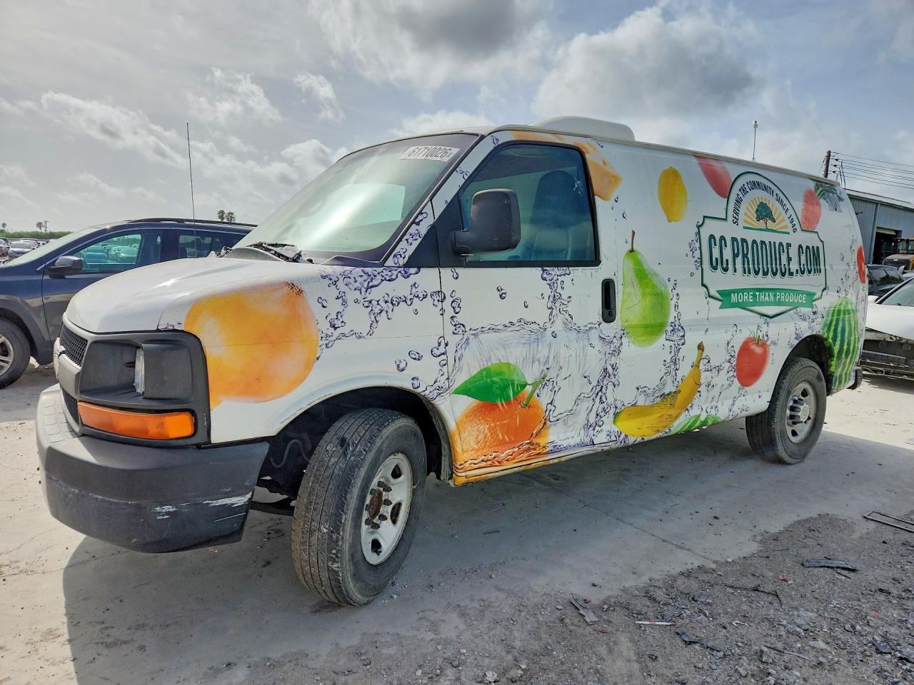 2011 CHEVROLET EXPRESS