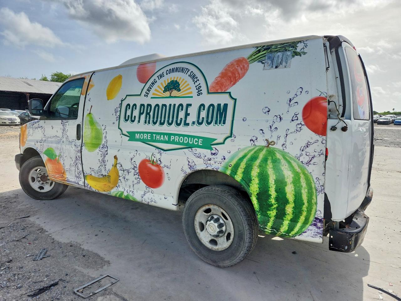 2011 CHEVROLET EXPRESS