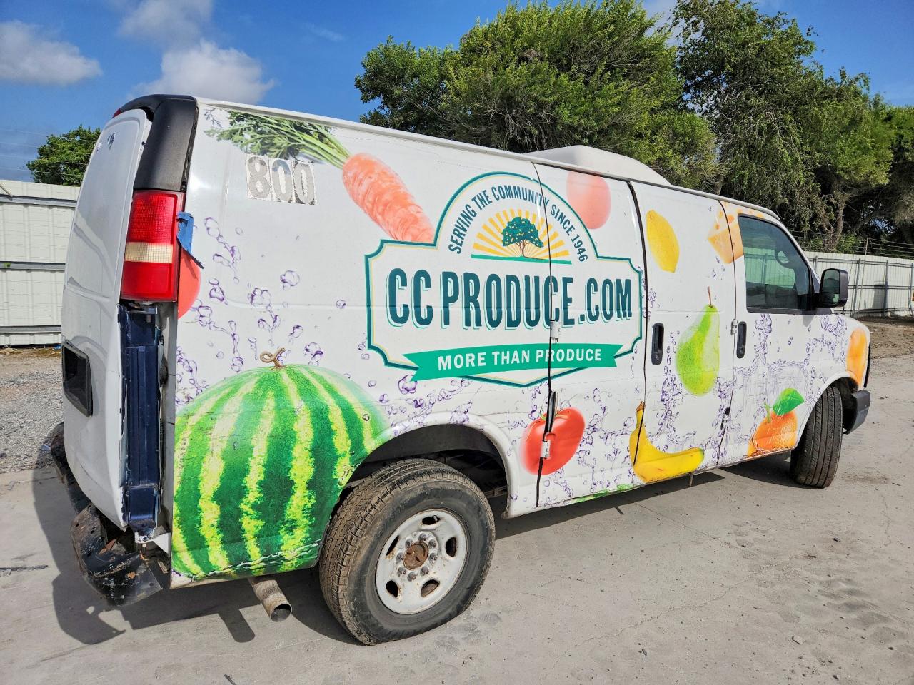 2011 CHEVROLET EXPRESS