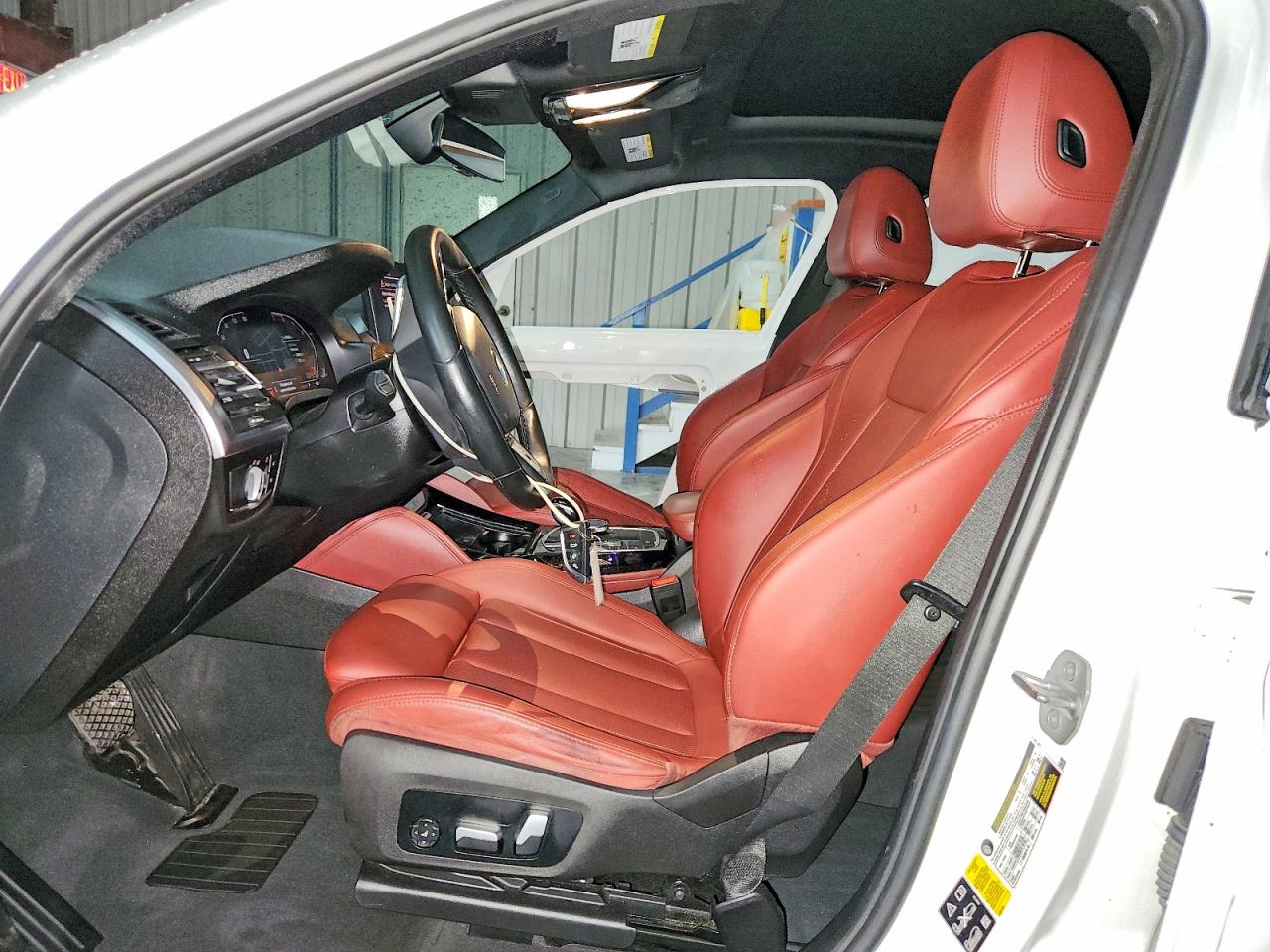 2022 BMW X4