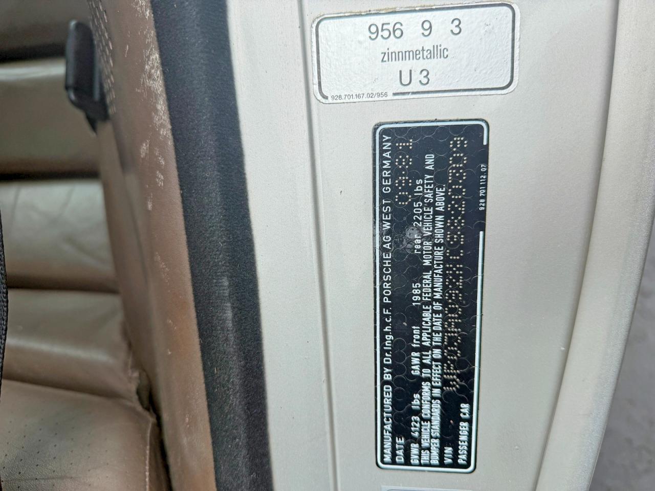 1982 PORSCHE 928