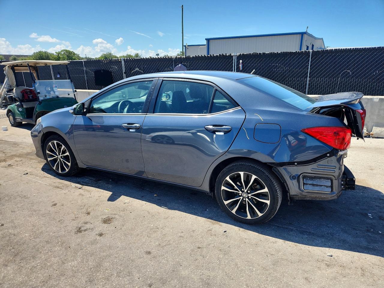 2017 TOYOTA COROLLA