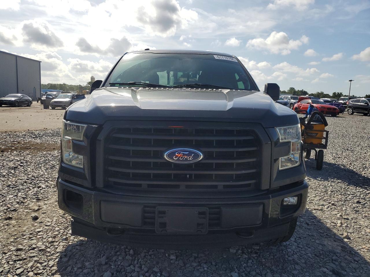 2017 FORD F150
