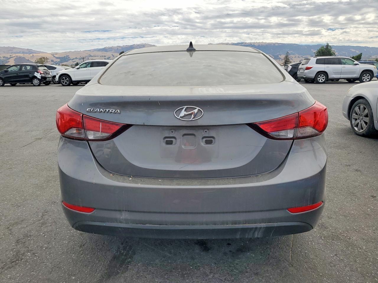 2014 HYUNDAI ELANTRA