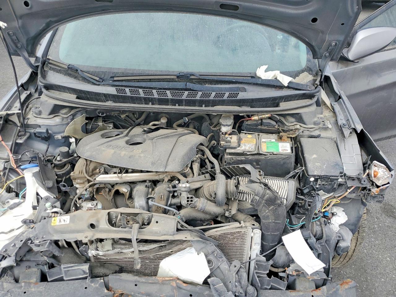 2014 HYUNDAI ELANTRA