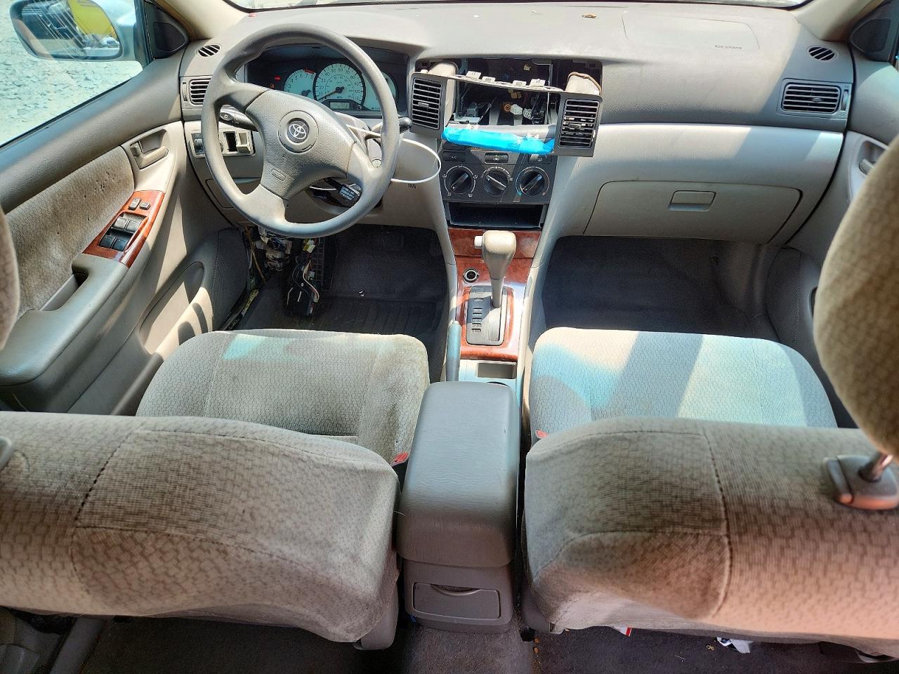 2004 TOYOTA COROLLA