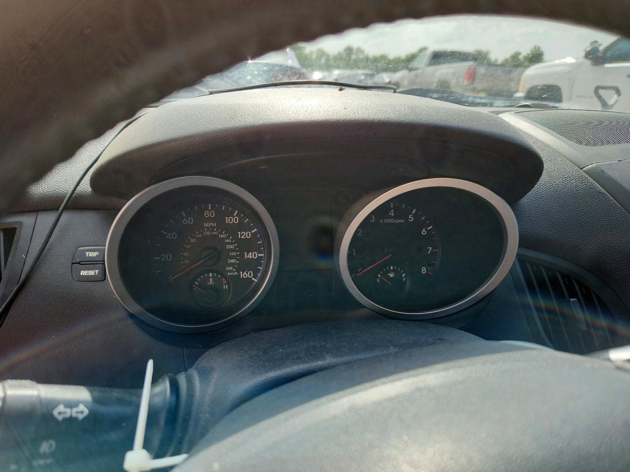 2010 HYUNDAI GENESIS