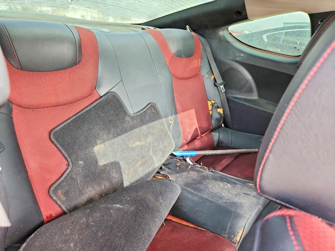 2010 HYUNDAI GENESIS