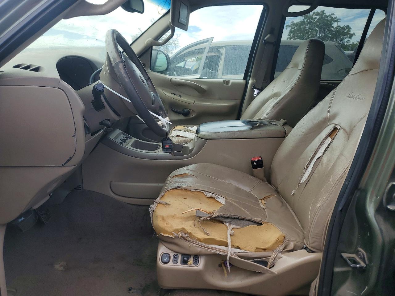 2001 FORD EXPEDITION