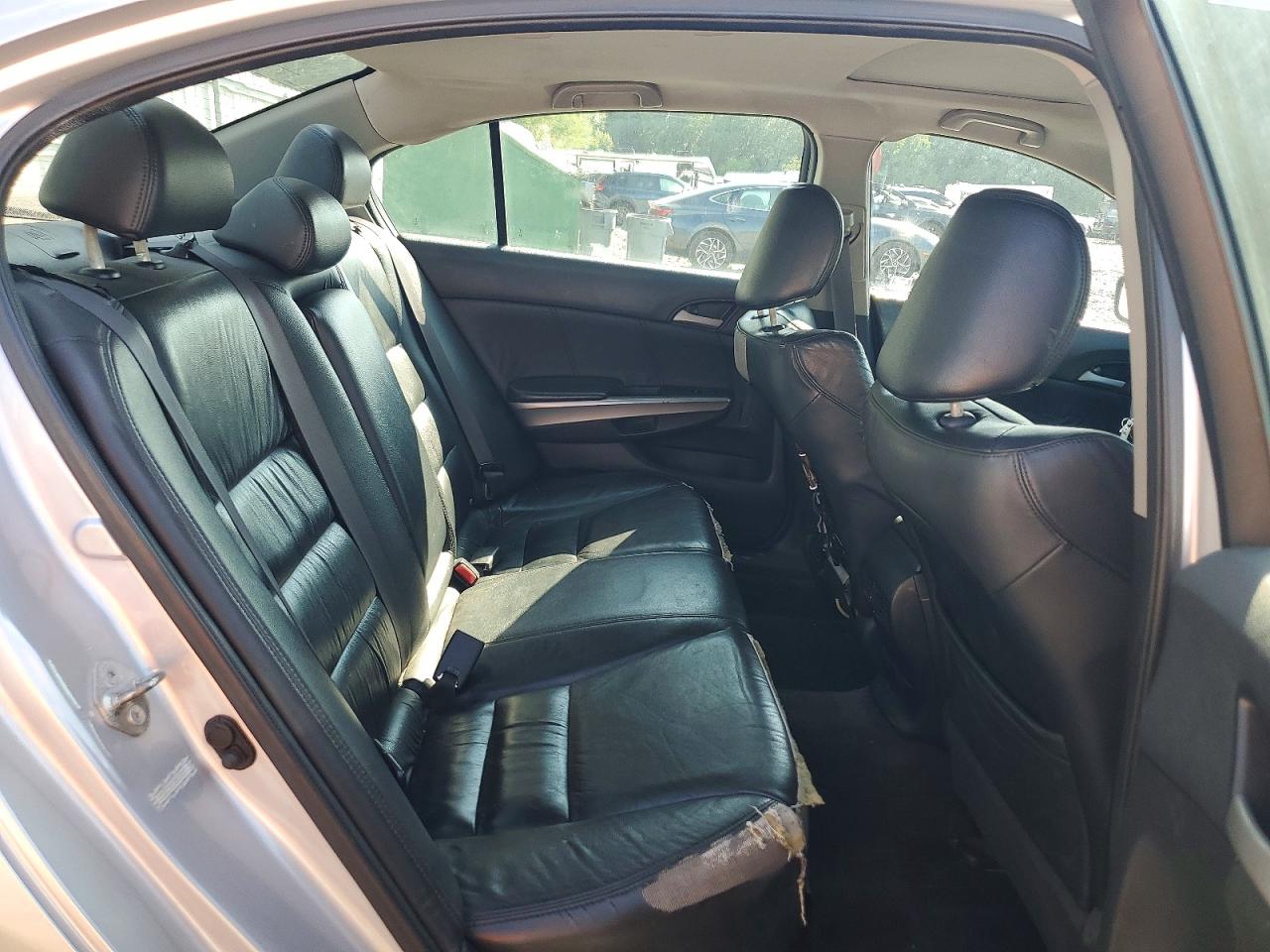 2010 HONDA ACCORD