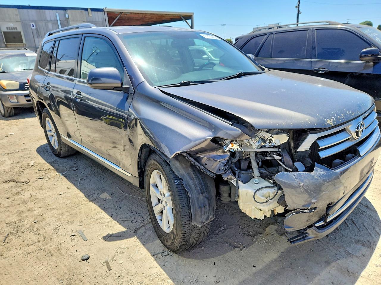 2011 TOYOTA HIGHLANDER