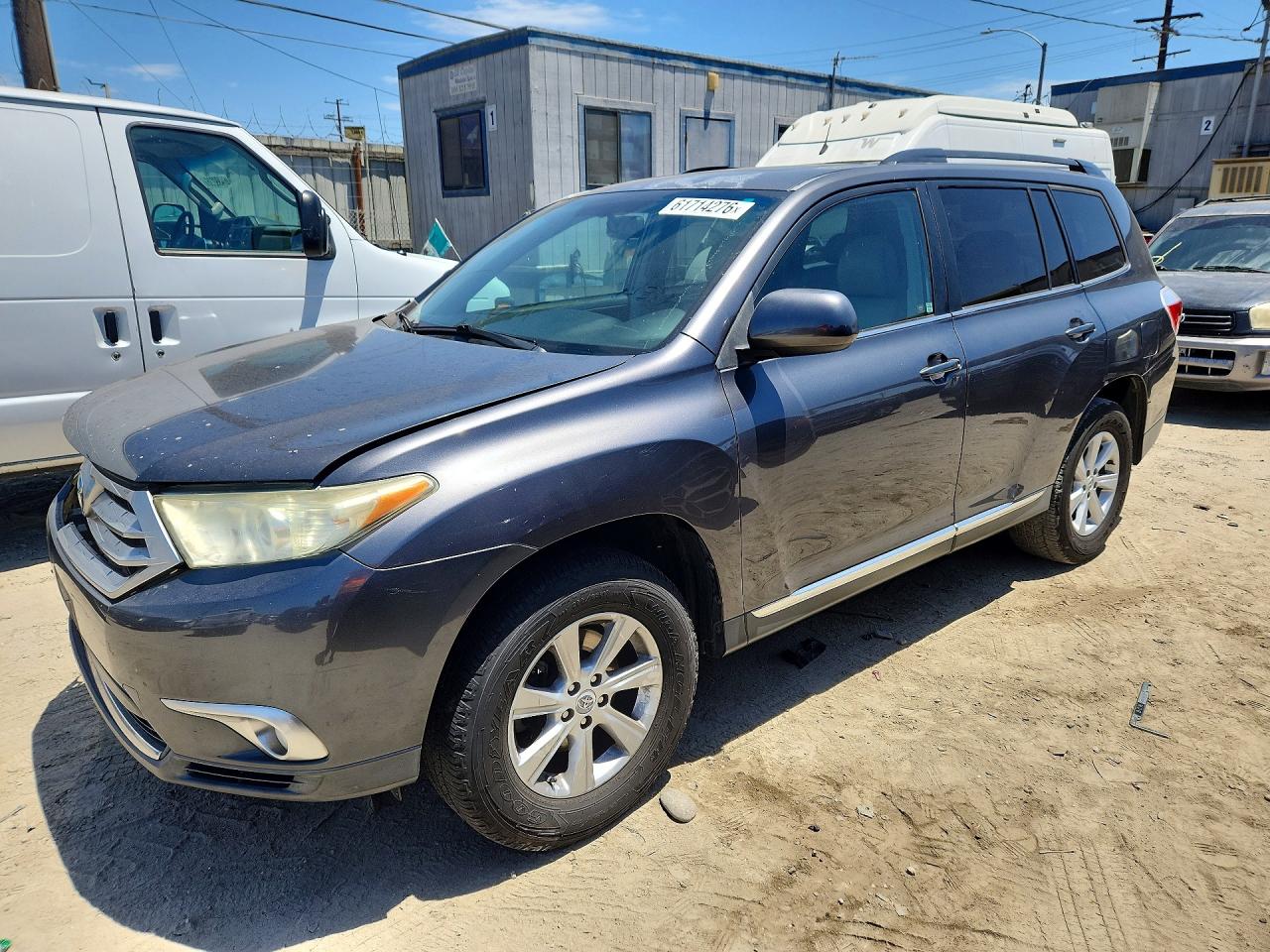 2011 TOYOTA HIGHLANDER